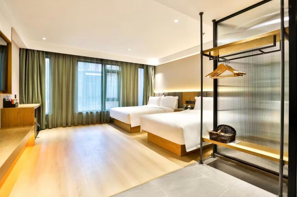 True Go Hotel - Shanghai Jing'An Temple Nanjing West Road Bagian luar foto